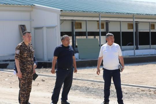 ҚОНУН УСТУВОР, ТАБИАТ БЕҒУБОР